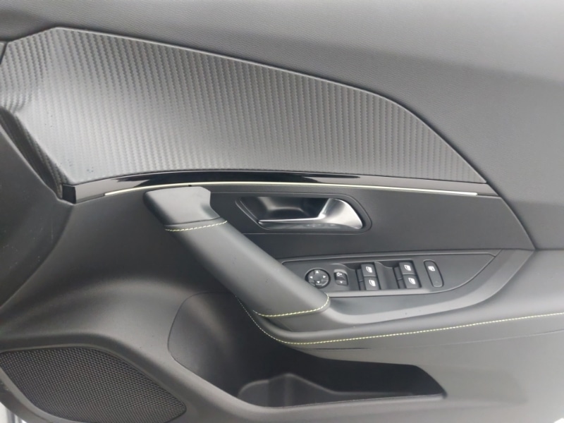 Used Peugeot 2008 2025 for sale - 76431530: Photo 16