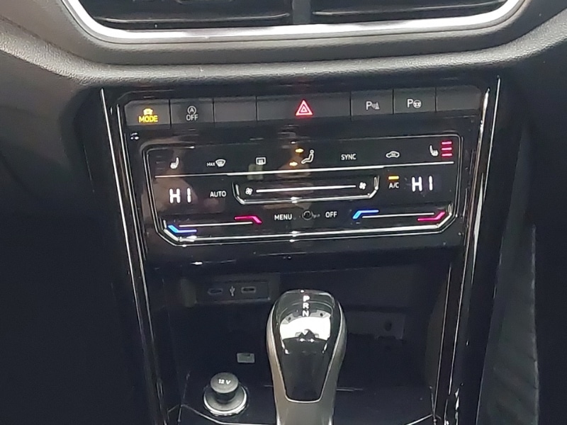 Used Volkswagen T-Roc 2022 for sale - 76427550: Photo 11