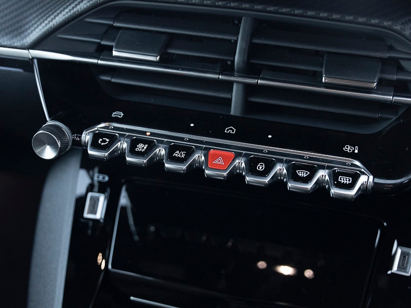 Used Peugeot 2008 2025 for sale - 76437699: Photo 13