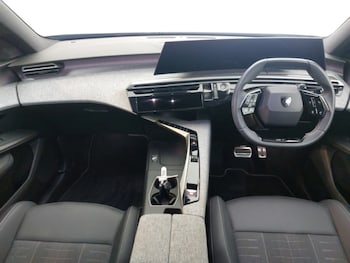 Used Peugeot 3008 2025 for sale - 76700015: Photo