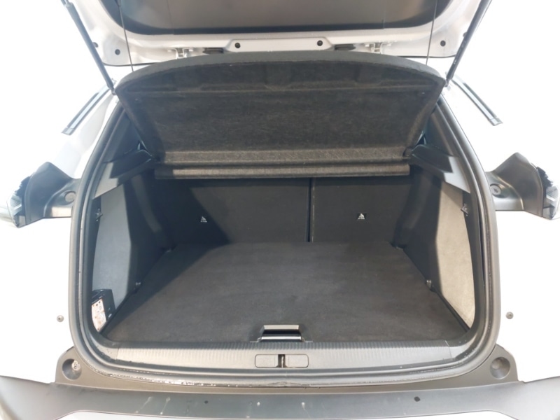 Used Peugeot 2008 2024 for sale - 77682380: Photo 8