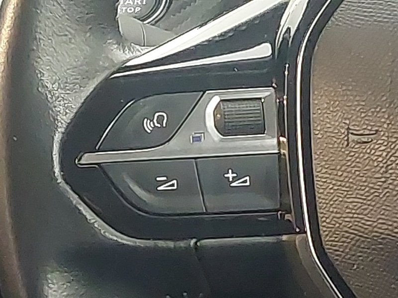 Used Peugeot 2008 2020 for sale - 77352833: Photo 10