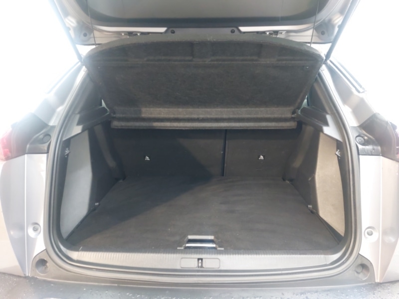 Used Peugeot 2008 2020 for sale - 77352833: Photo 8