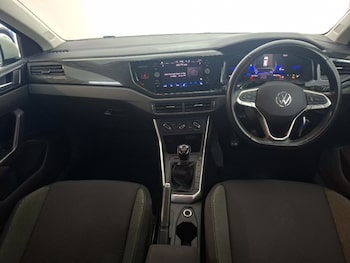 Used Volkswagen Polo 2024 for sale - 79382875: Photo