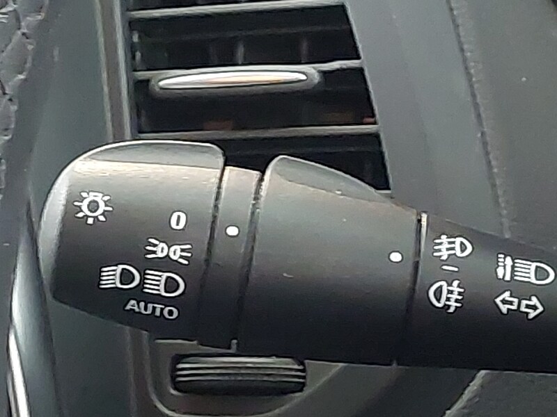 Used Renault Captur 2019 for sale - 77815407: Photo 19