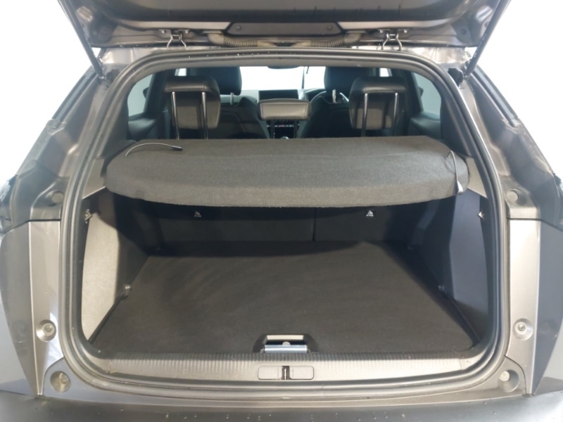 Used Peugeot 2008 2022 for sale - 76556298: Photo 8