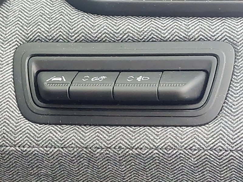 Used Renault Clio 2024 for sale - 76493471: Photo 17