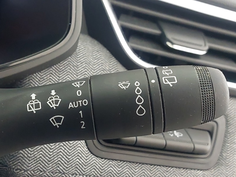 Used Renault Clio 2024 for sale - 76493471: Photo 19