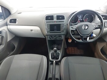 Used Volkswagen Polo 2016 for sale - 77815415: Photo