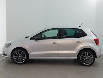 Used Volkswagen Polo 2016 for sale - 77815415: Photo