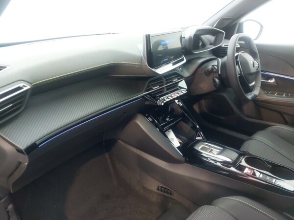 Used Peugeot 2008 2025 for sale - 74967809: Photo 5