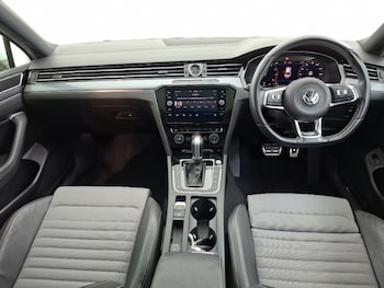 Used Volkswagen Passat 2018 for sale - 79432875: Photo