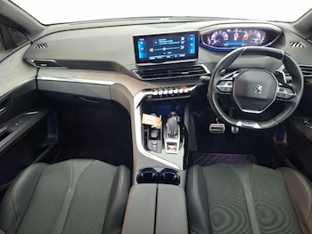 Used Peugeot 5008 2023 for sale - 79468442: Photo