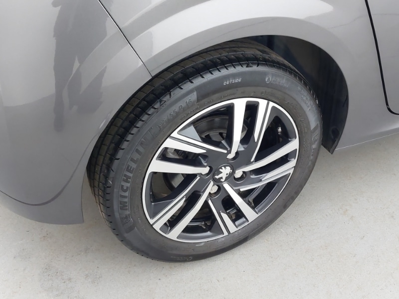 Used Peugeot 208 2023 for sale - 77466351: Photo 13