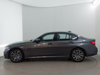 Used BMW 3 Series 2021 for sale - 78735301: Photo
