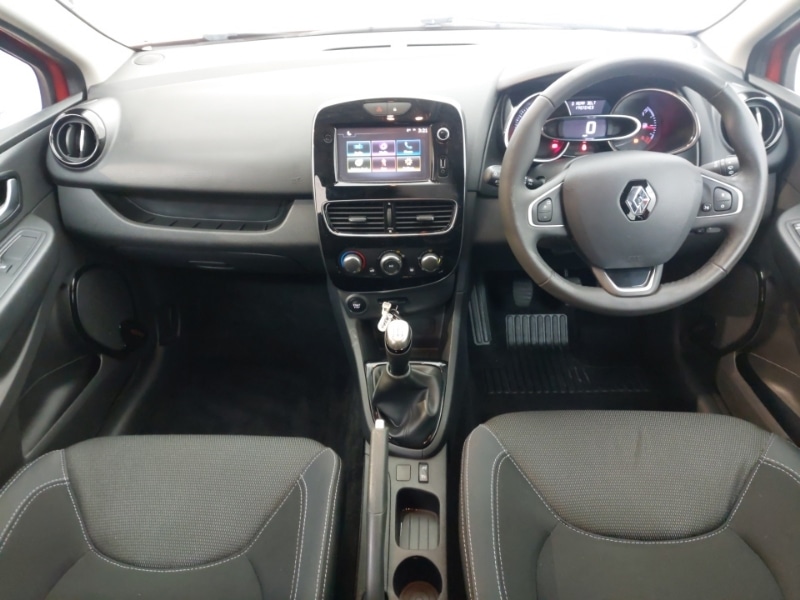 Used Renault Clio 2018 for sale - 77329717: Photo 2