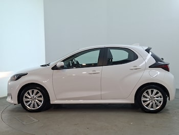 Used Toyota Yaris 2023 for sale - 79452007: Photo