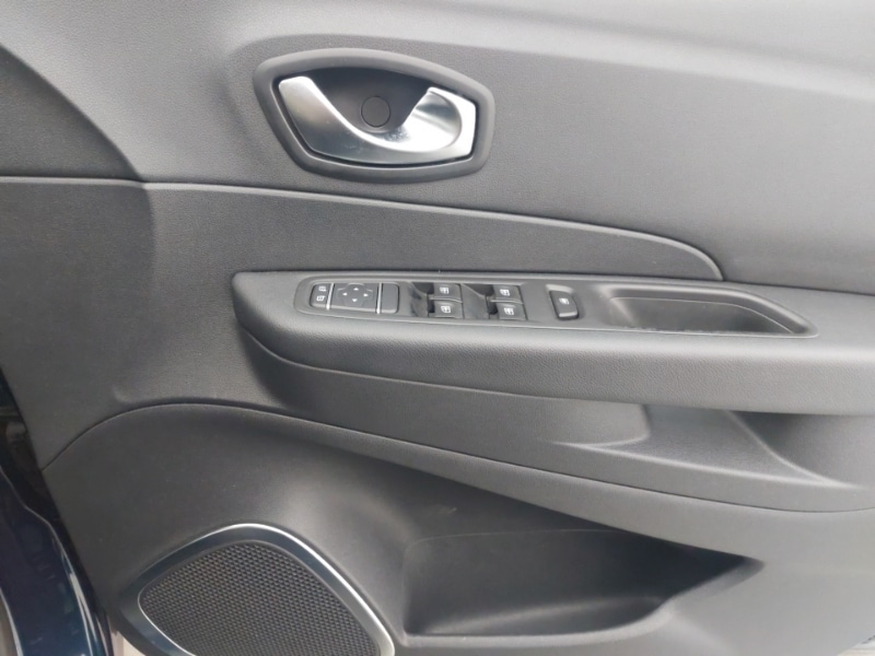 Used Renault Captur 2019 for sale - 76365746: Photo 16