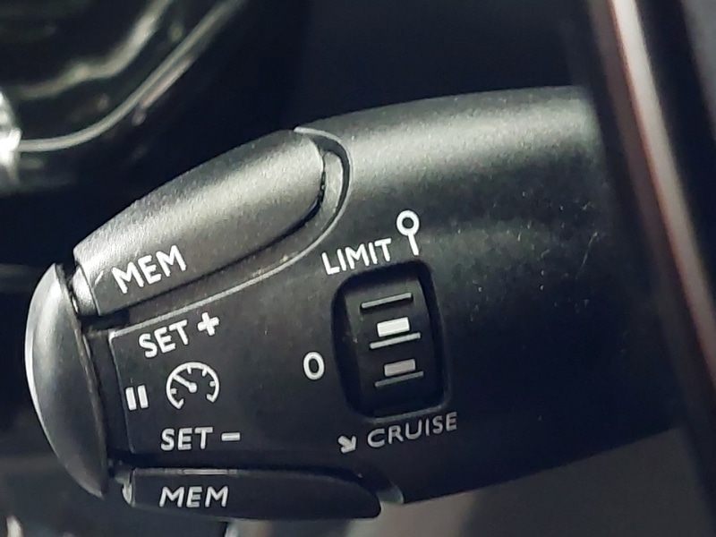 Used Peugeot 2008 2020 for sale - 77141077: Photo 18