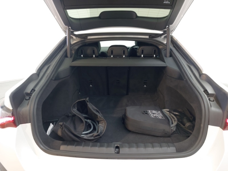 Used BMW i4 2022 for sale - 77453942: Photo 8