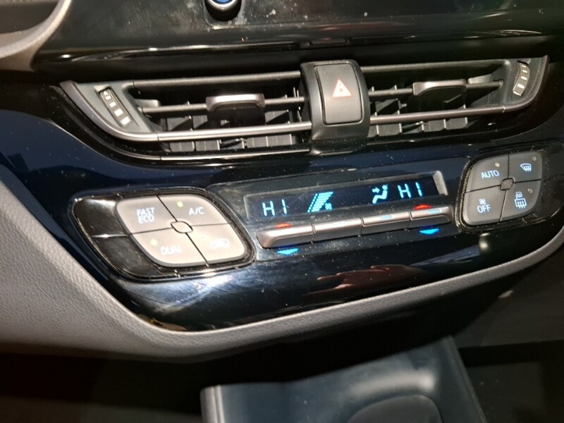 Used Toyota C-HR 2022 for sale - 77573209: Photo 15