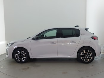 Used Peugeot 208 2025 for sale - 75442456: Photo