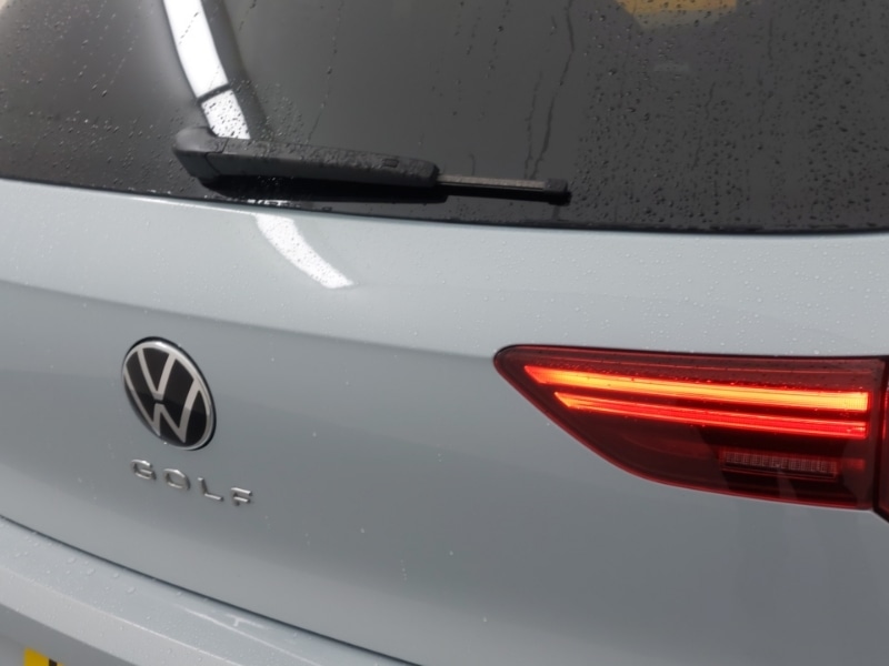 Used Volkswagen Golf 2024 for sale - 77329891: Photo 14