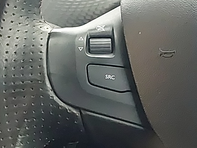 Used Peugeot 208 2018 for sale - 76644079: Photo 10