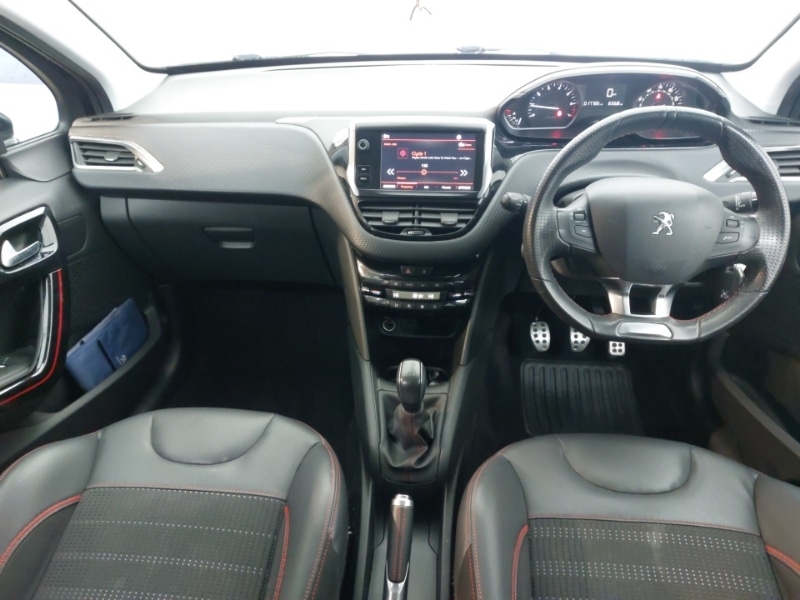 Used Peugeot 208 2018 for sale - 76644079: Photo 2