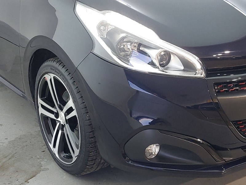 Used Peugeot 208 2018 for sale - 76644079: Photo 9