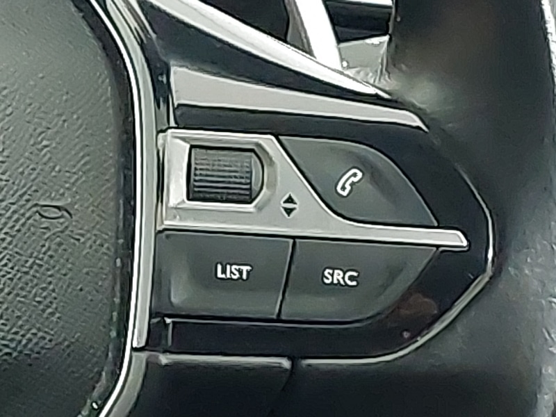 Used Peugeot 3008 2018 for sale - 77338376: Photo 11