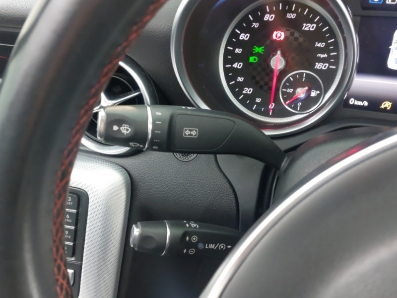 Used Mercedes-Benz SLC 2017 for sale - 76815674: Photo 17