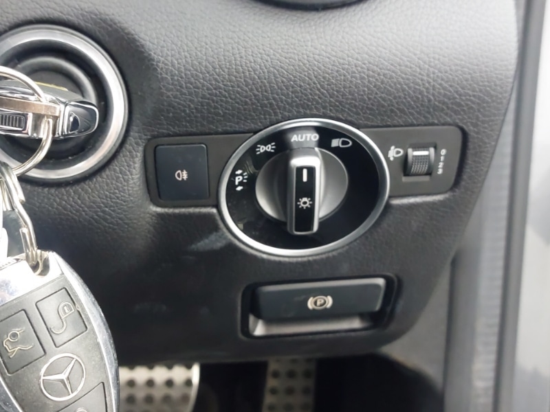 Used Mercedes-Benz SLC 2017 for sale - 76815674: Photo 18