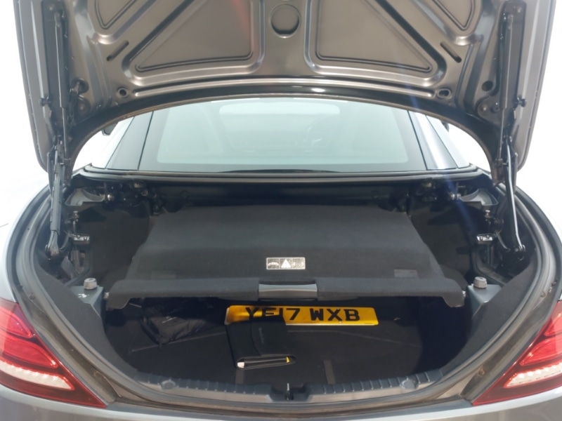 Used Mercedes-Benz SLC 2017 for sale - 76815674: Photo 8