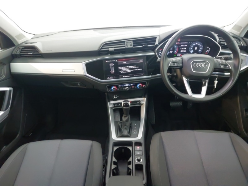 Used Audi Q3 2023 for sale - 76414432: Photo 2