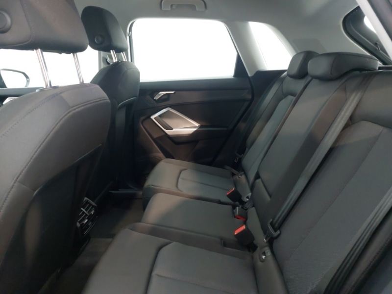 Used Audi Q3 2023 for sale - 76414432: Photo 6