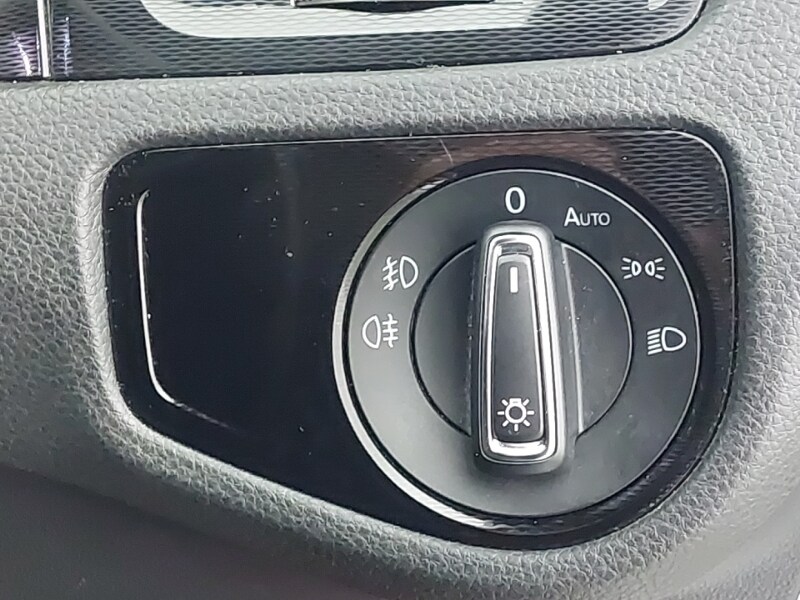 Used Volkswagen Golf 2017 for sale - 77556292: Photo 16