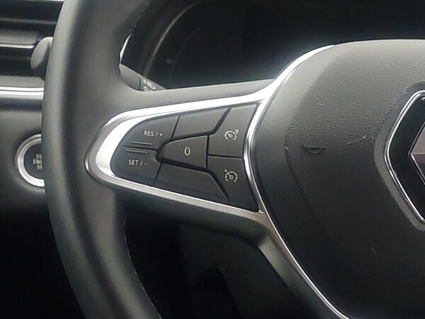 Used Renault Captur 2022 for sale - 75668829: Photo 10