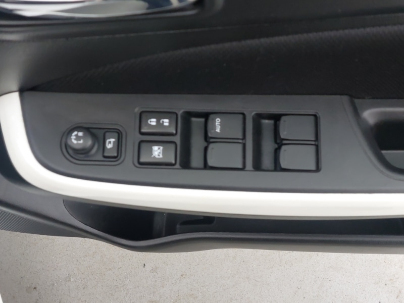 Used Suzuki Swift 2018 for sale - 77141047: Photo 12