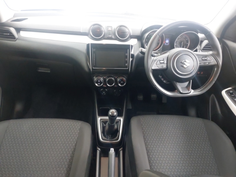 Used Suzuki Swift 2018 for sale - 77141047: Photo 2