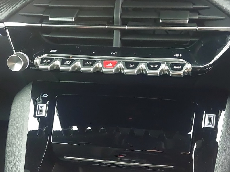 Used Peugeot 2008 2025 for sale - 76437698: Photo 19