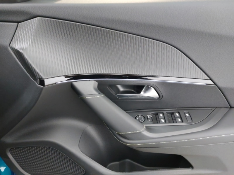 Used Peugeot 2008 2025 for sale - 76721381: Photo 16