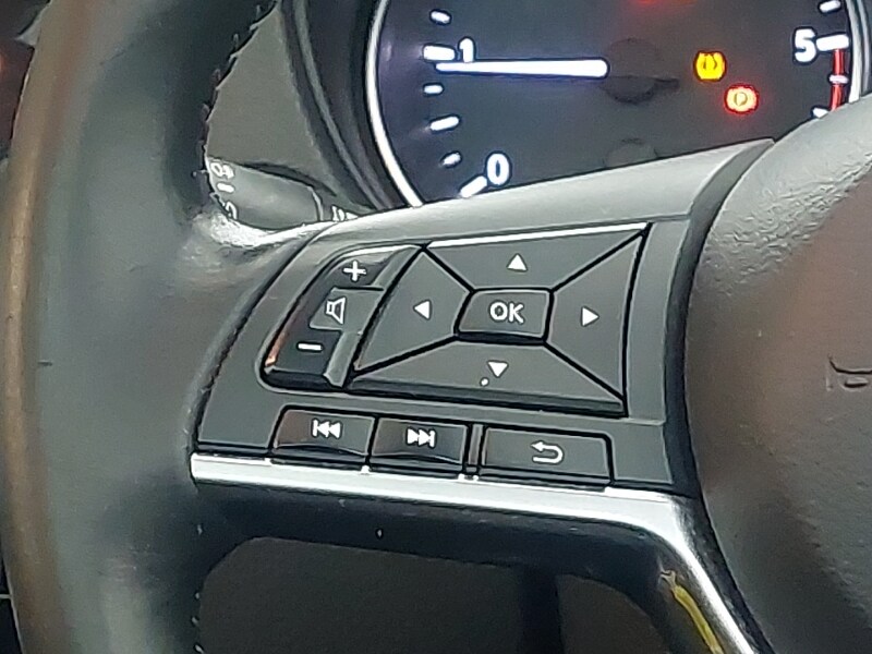 Used Nissan Qashqai 2017 for sale - 77035121: Photo 10