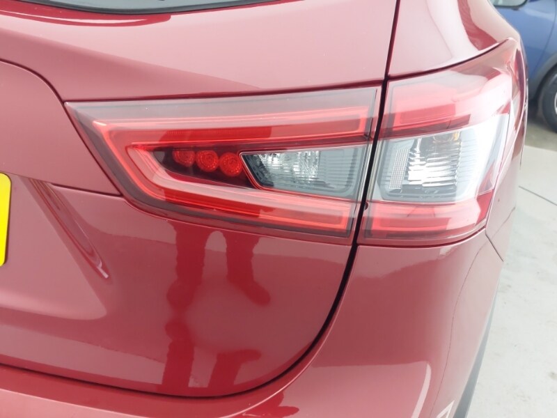 Used Nissan Qashqai 2017 for sale - 77035121: Photo 13