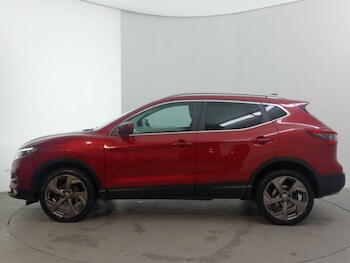 Used Nissan Qashqai 2017 for sale - 77035121: Photo