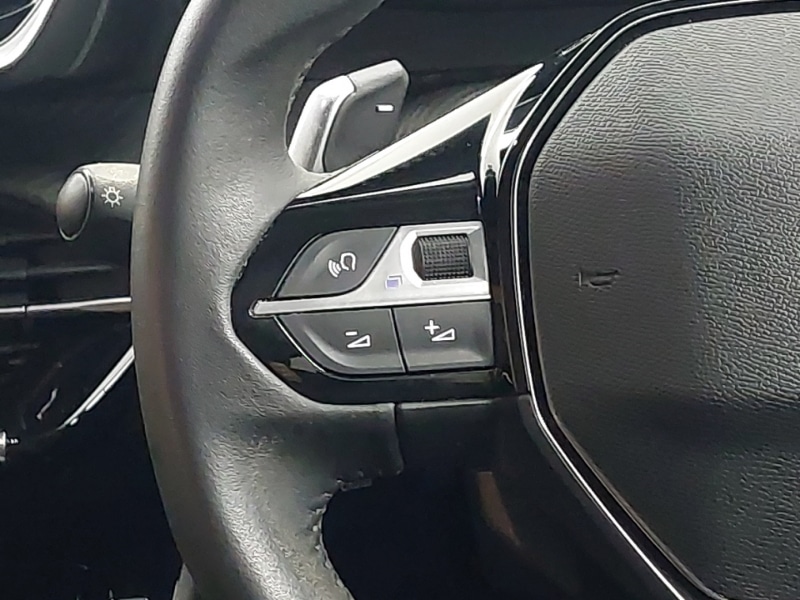 Used Peugeot 2008 2022 for sale - 77956636: Photo 10