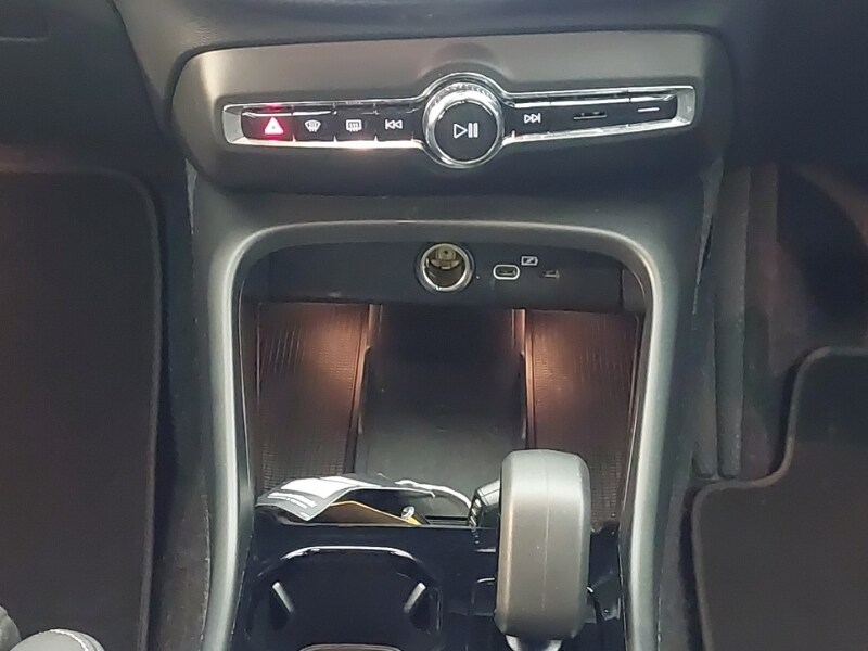 Used Volvo XC40 2024 for sale - 77273012: Photo 11