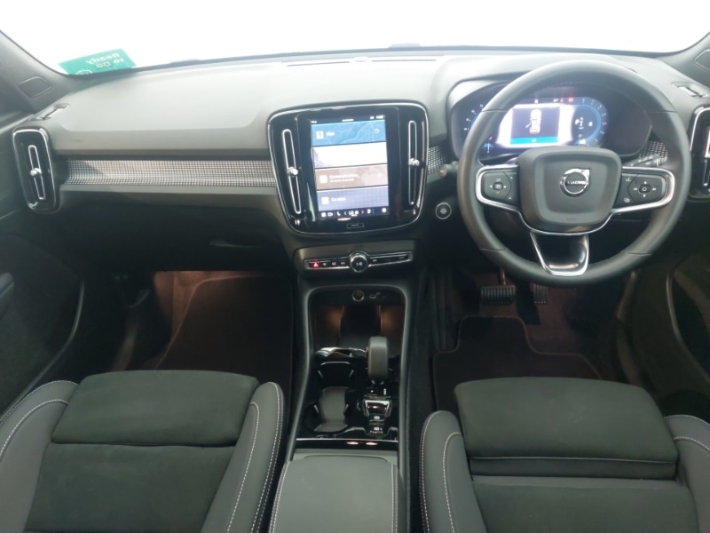 Used Volvo XC40 2024 for sale - 77273012: Photo 2