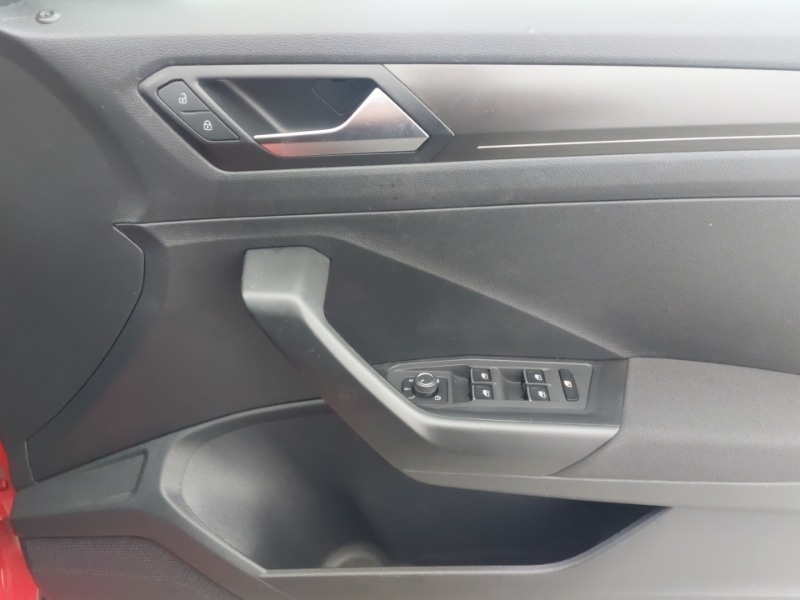 Used Volkswagen T-Roc 2019 for sale - 78093811: Photo 16