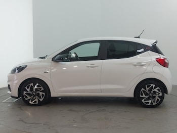 Used Hyundai i10 2021 for sale - 78642840: Photo